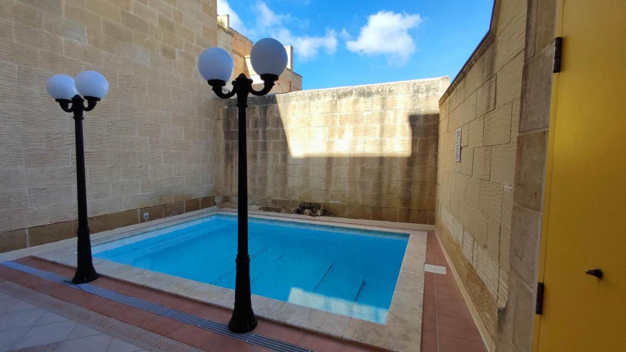 Qala Bed&Breakfast With Swimming Pool - Il-Wenniessa Екстериор снимка