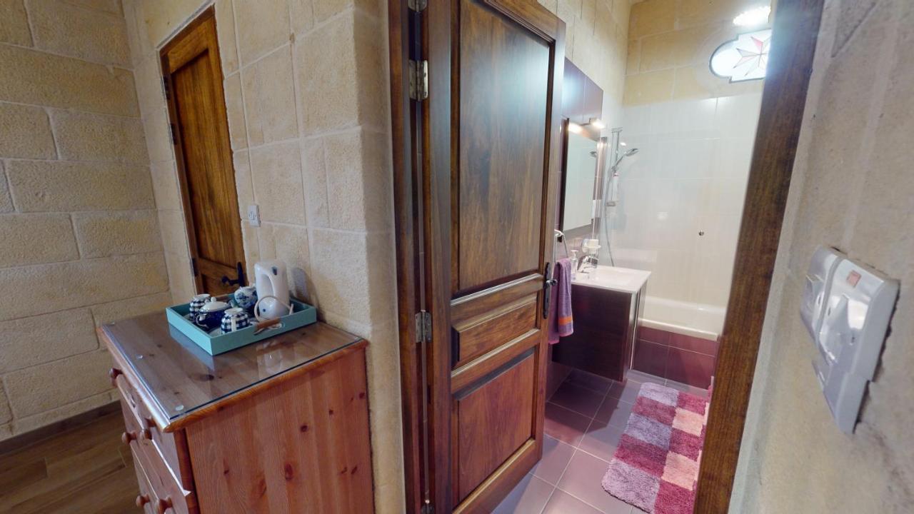 Qala Bed&Breakfast With Swimming Pool - Il-Wenniessa Екстериор снимка