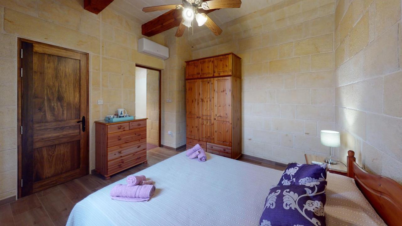 Qala Bed&Breakfast With Swimming Pool - Il-Wenniessa Екстериор снимка