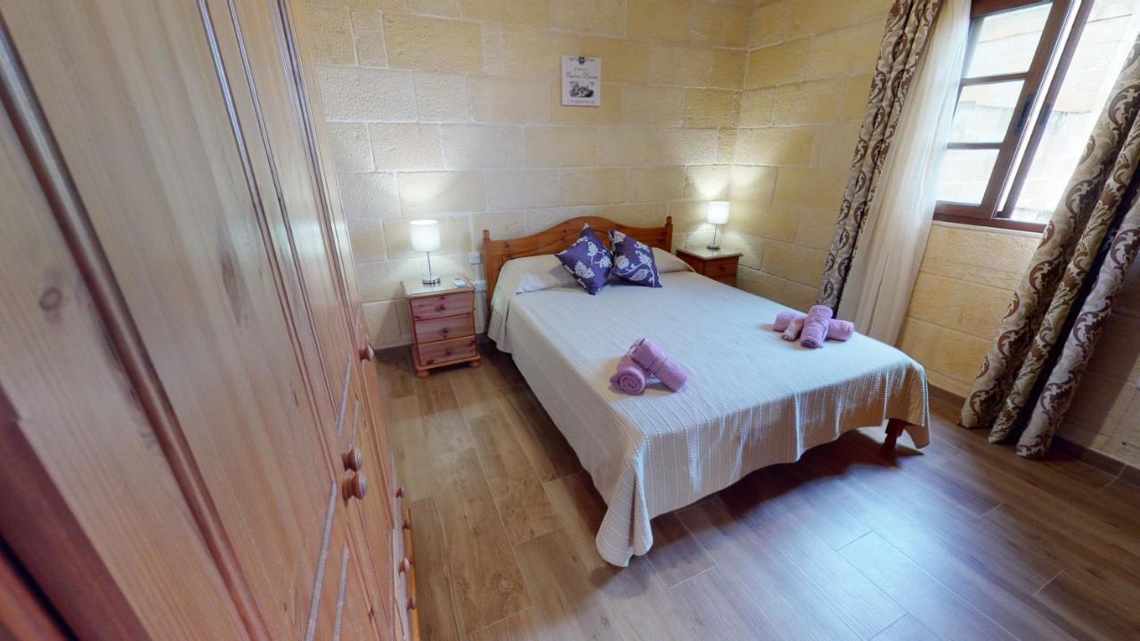Qala Bed&Breakfast With Swimming Pool - Il-Wenniessa Екстериор снимка