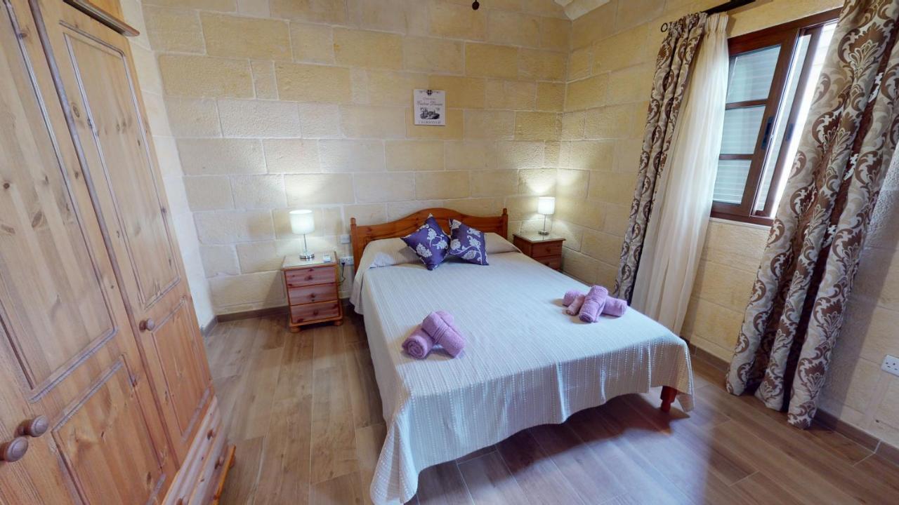 Qala Bed&Breakfast With Swimming Pool - Il-Wenniessa Екстериор снимка